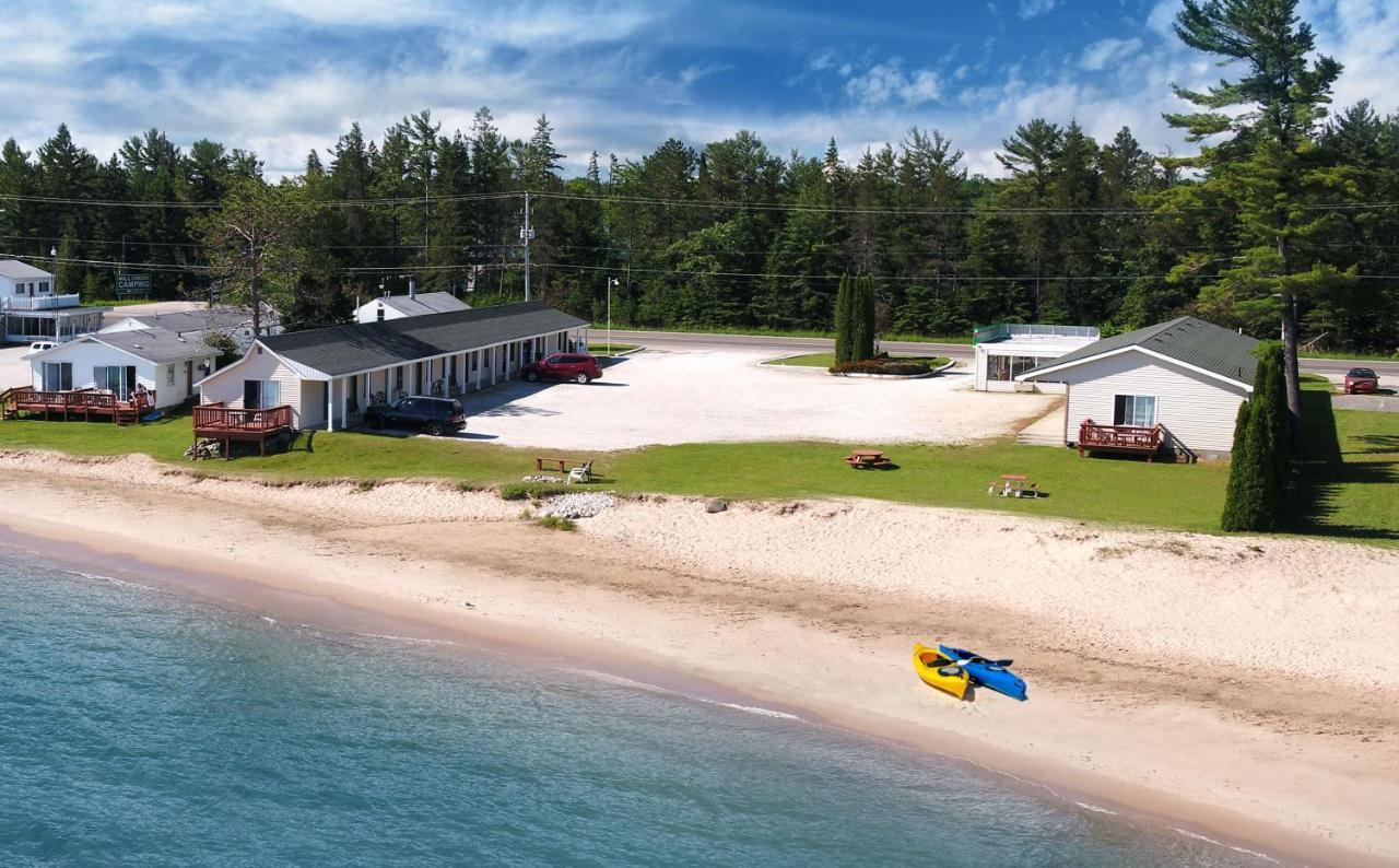 North Winds Motel Mackinaw City Exterior photo