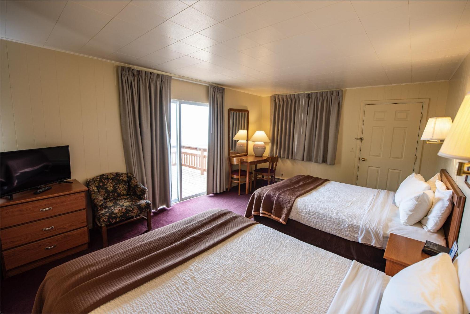 North Winds Motel Mackinaw City Exterior photo