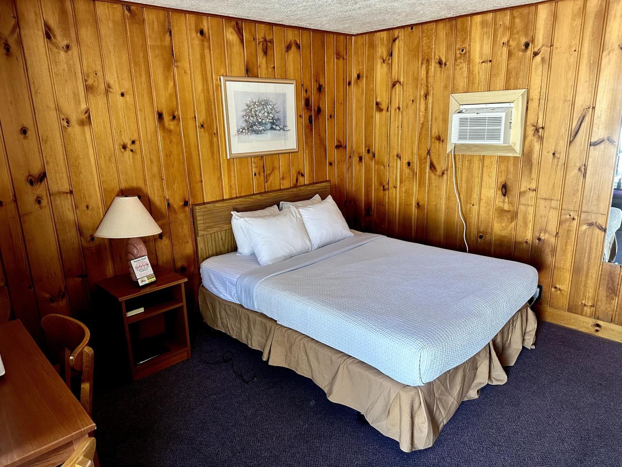 North Winds Motel Mackinaw City Exterior photo